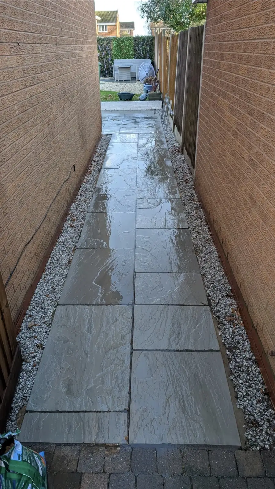 Paved side path, Croydon — after cleaning